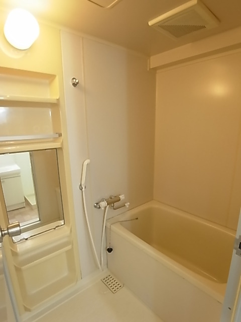 バス・シャワールーム　風呂