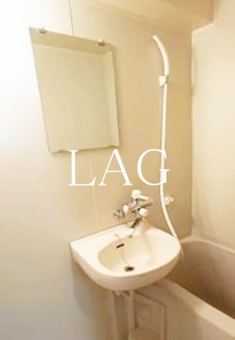 洗面設備　洗面台です。