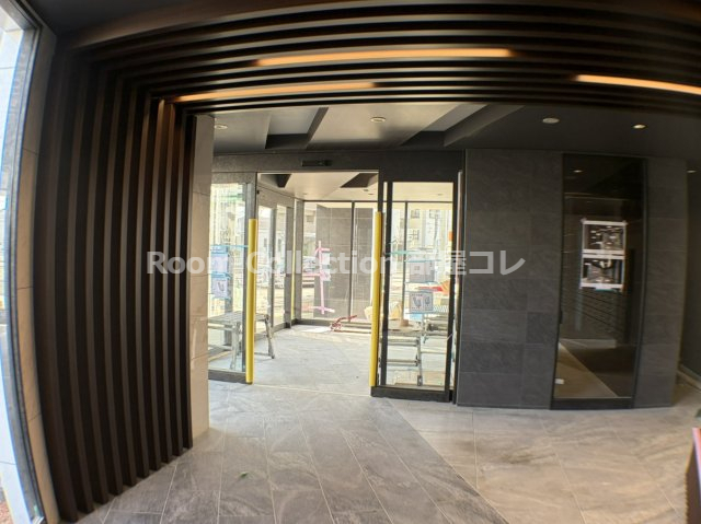 ロビー　同物件他部屋写真 反転の場合有現況優先