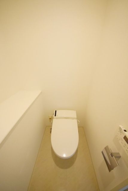 トイレ　お部屋探しは株式会社　タウンハウジング　までお気軽にお問合…