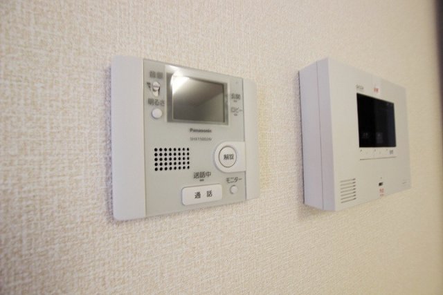 セキュリティ　同物件別号室の写真です。