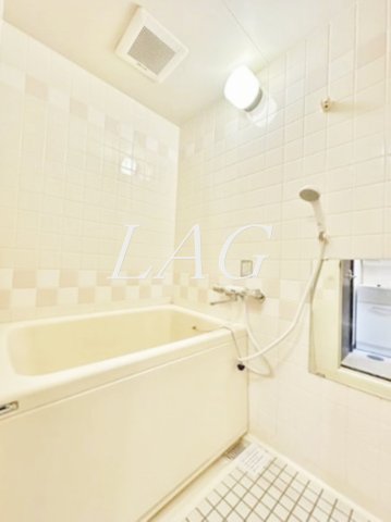 バス・シャワールーム　お風呂です。