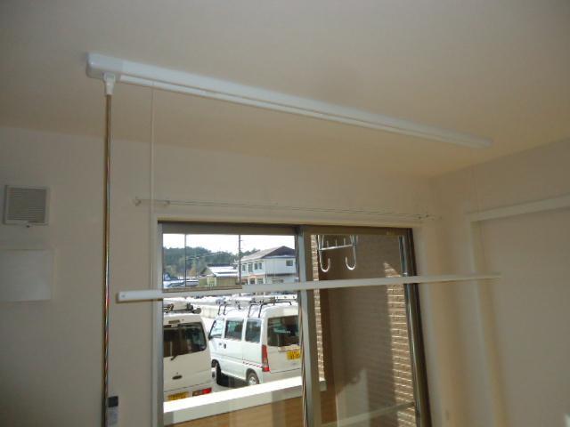 その他設備　室内物干