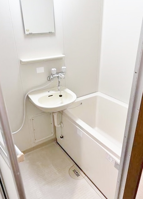 バス・シャワールーム　他住戸の参考写真です。