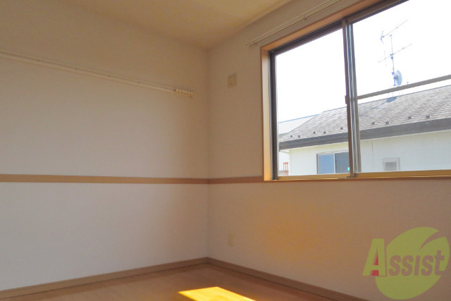 その他部屋・スペース　２階には洋室が２つあるので寝室としてお使いいただけます。