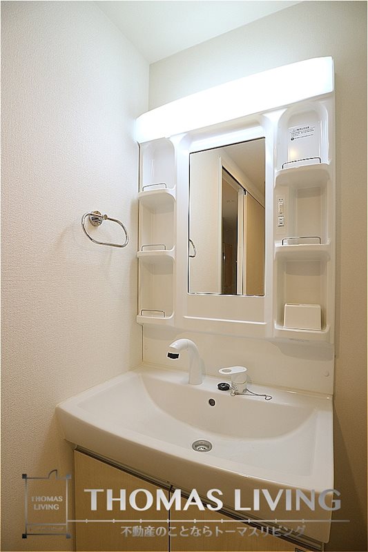 洗面設備　清潔感溢れる洗面台♪