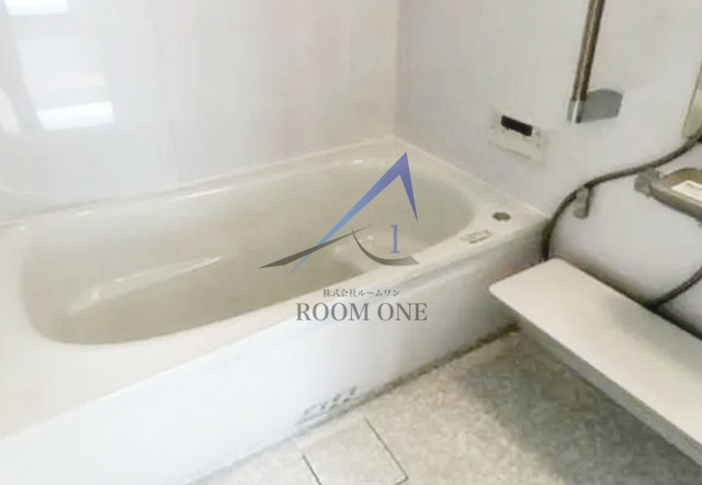 バス・シャワールーム　お風呂です。