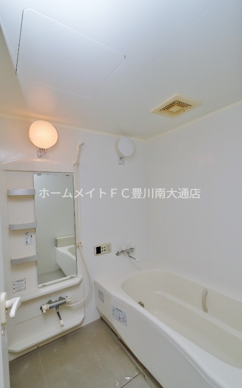 バス・シャワールーム　同型別部屋写真