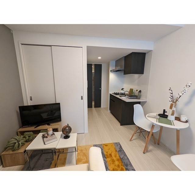 居室・リビング　※家具・家電の備え付けはありません