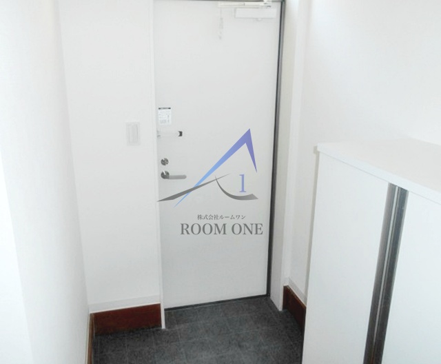 玄関　玄関です。