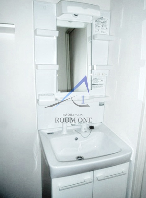 洗面設備　洗面台です。