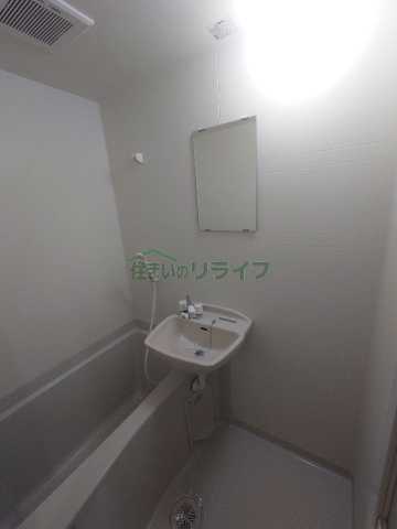 バス・シャワールーム　別部屋参考写真