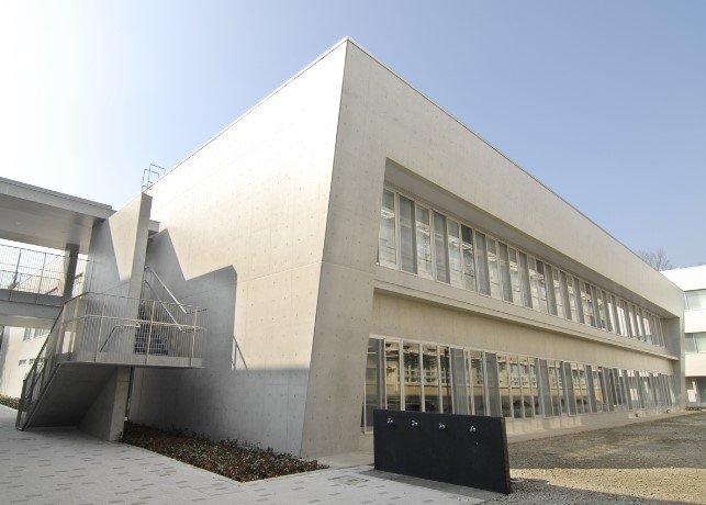 高校・高専　私立早稲田高校（高校・高専）まで452m