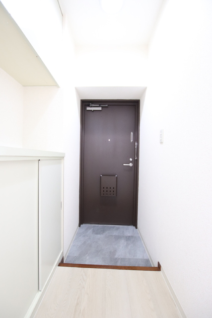 玄関　【※他号室参考写真】玄関まわり