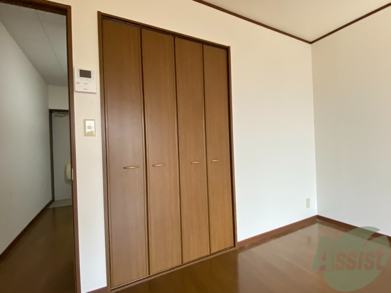 収納　収納です。大きくてたくさん入る収納になっております。