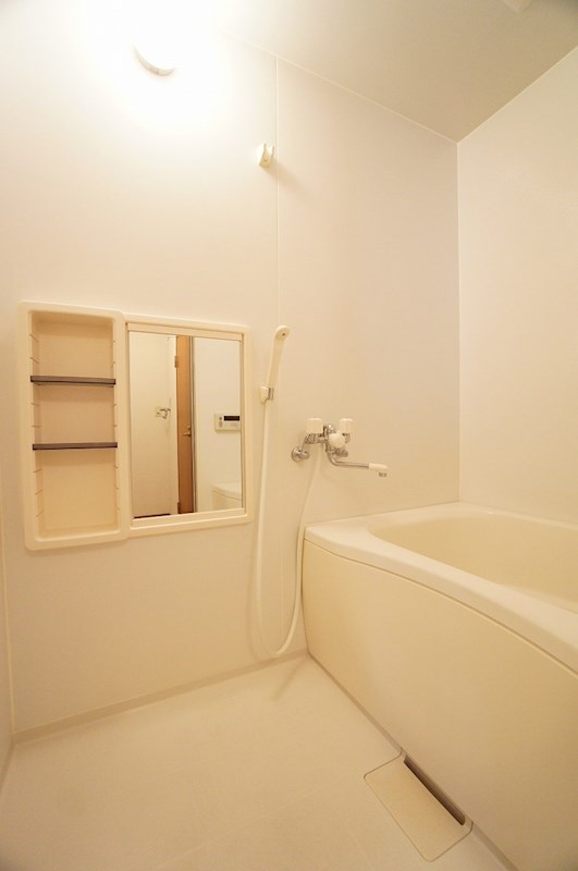 バス・シャワールーム　日々の疲れをお風呂でリフレッシュ。