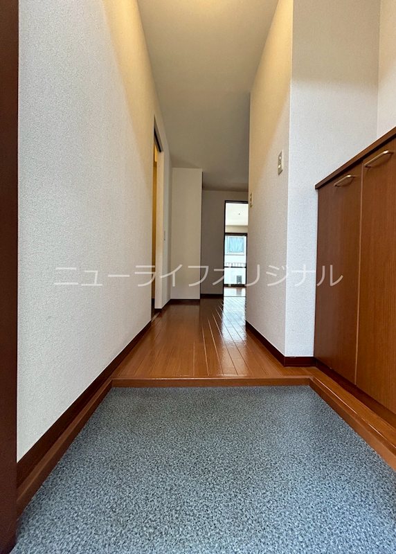 玄関　シューズＢＯＸ付きで玄関を綺麗に使えます。