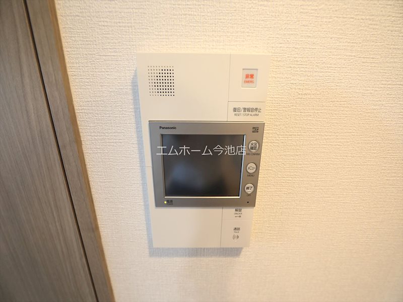 セキュリティ　TVモニター付インターホン