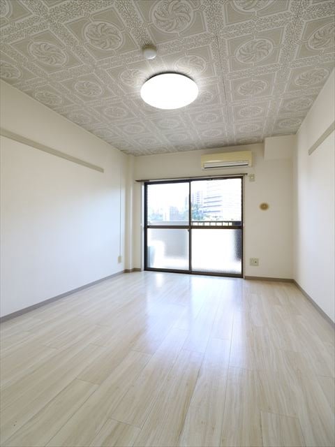 居室・リビング　6帖洋室☆参考写真