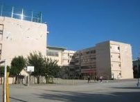 小学校　大田区立中萩中小学校（小学校）まで359m