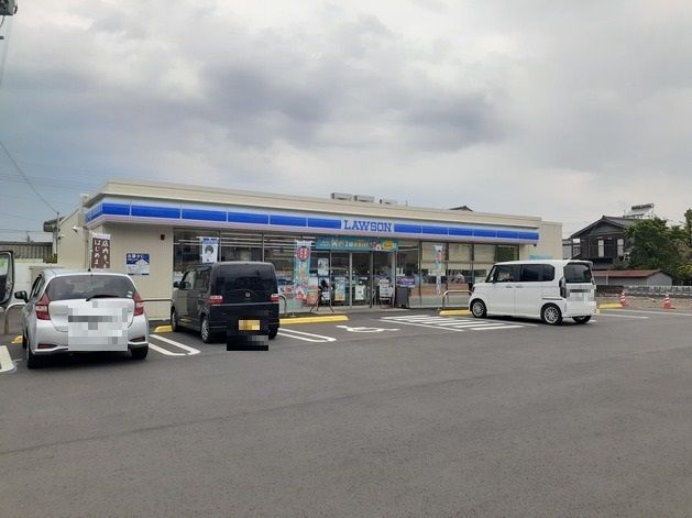 コンビニ　ローソン日田東町店（コンビニ）まで420m