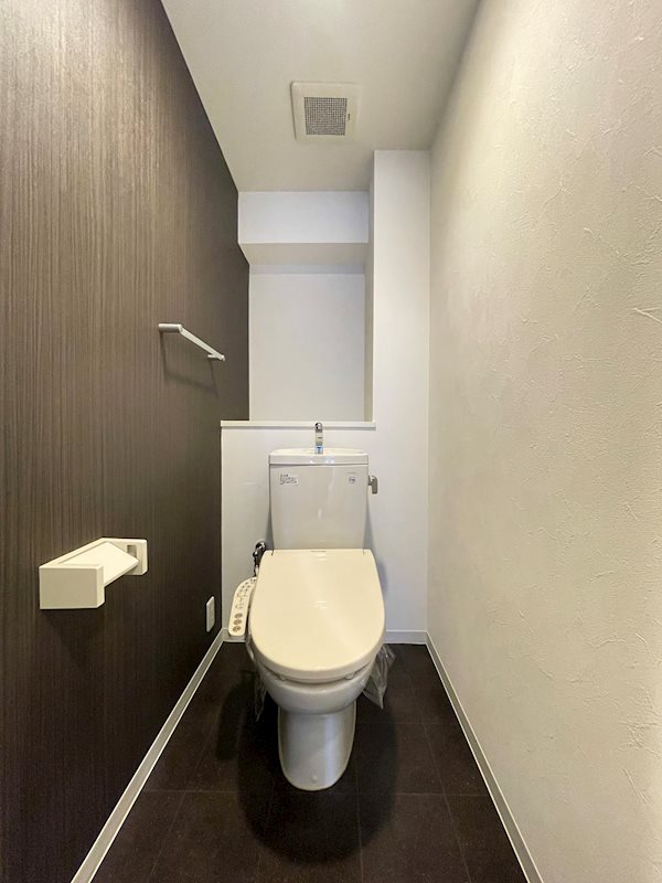 トイレ　引き締まった雰囲気のお手洗いです！