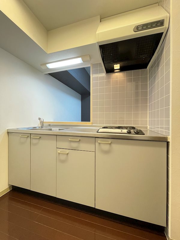 キッチン　2口コンロ付き