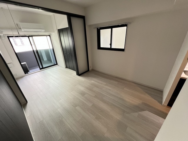 居室・リビング　別号室の写真です