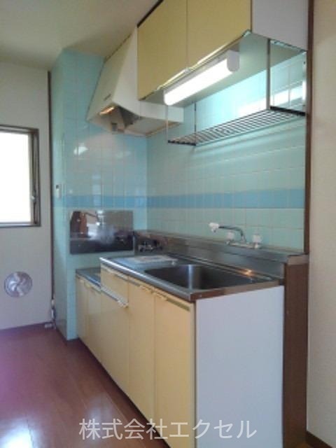 キッチン　ガスキッチンです。お好きなコンロ設置していただけます。