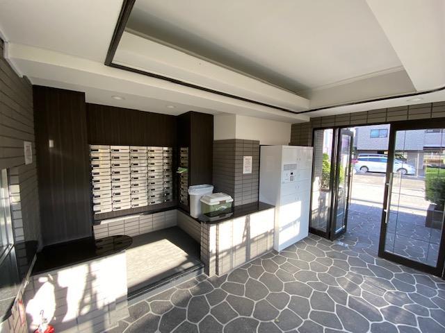 エントランス　エントランス