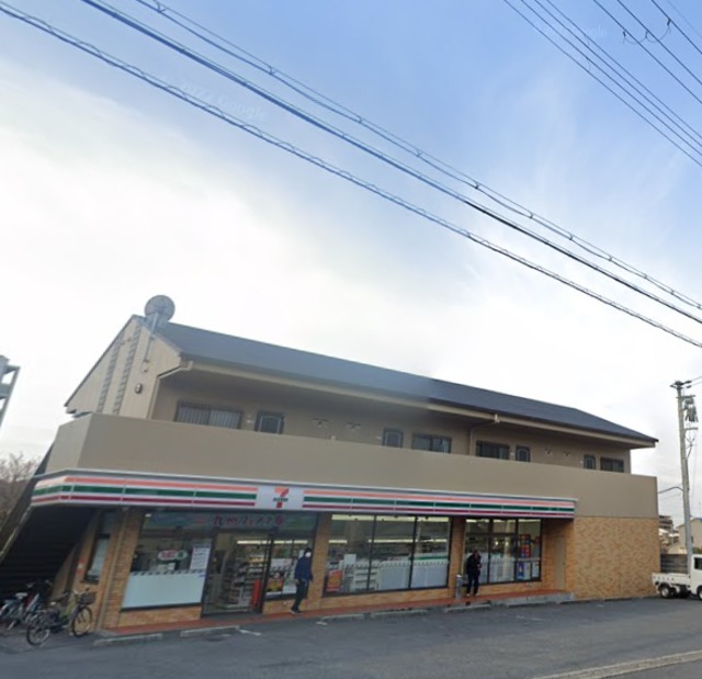 コンビニ　セブンイレブン東大阪東山町店・唐揚げ美味♪♪（コンビニ）まで588m