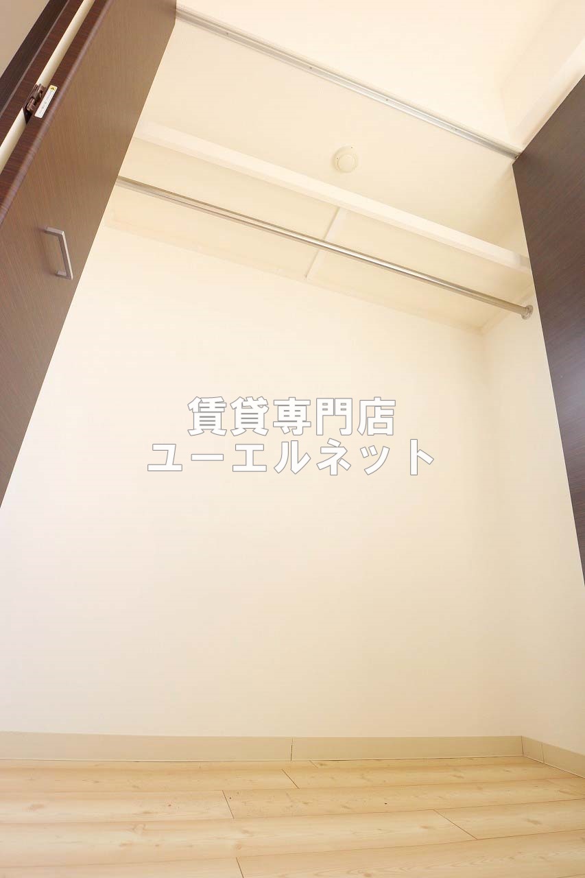 収納　クローゼット付きでお部屋もスッキリ♪