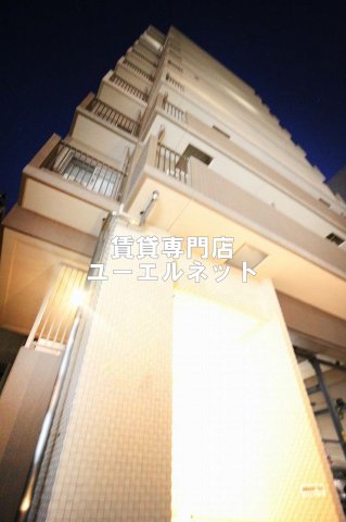 建物外観　シンプルで洗練されたデザインが毎日の暮らしに心地よさをプラス