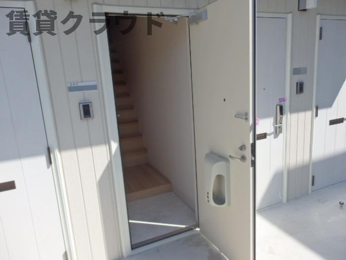 玄関　落ち着いた玄関です