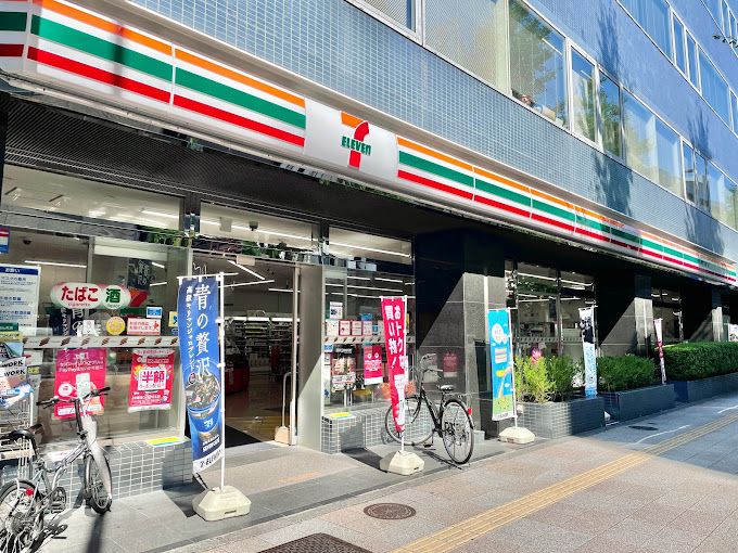 コンビニ　セブンイレブン 台東駒形1丁目店（コンビニ）まで55m