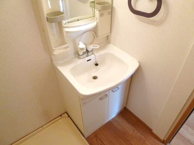 洗面設備　洗髪洗面化粧台付き♪