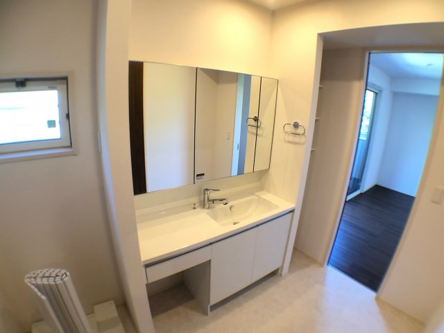 洗面設備　独立洗面化粧台付き☆