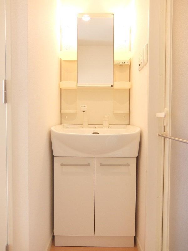 洗面設備　※参考写真