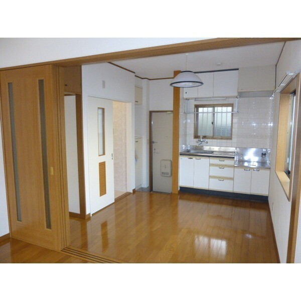 居室・リビング　※１０５号室写真