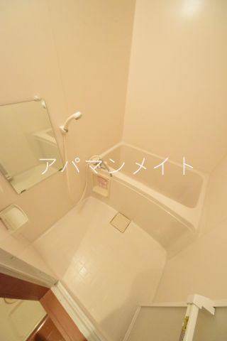 バス・シャワールーム　日々の疲れを癒すお風呂付です