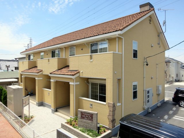 建物外観　外観は落ち着いています