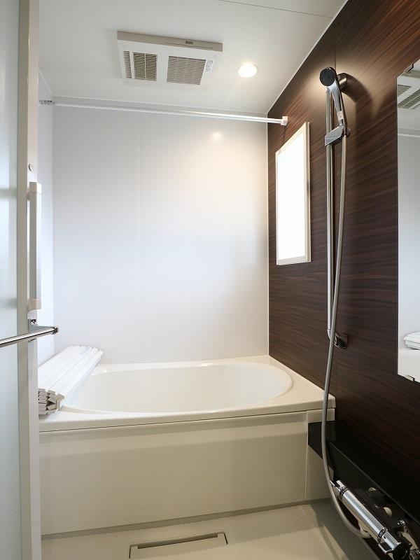 バス・シャワールーム　日々の疲れを癒すお風呂付です