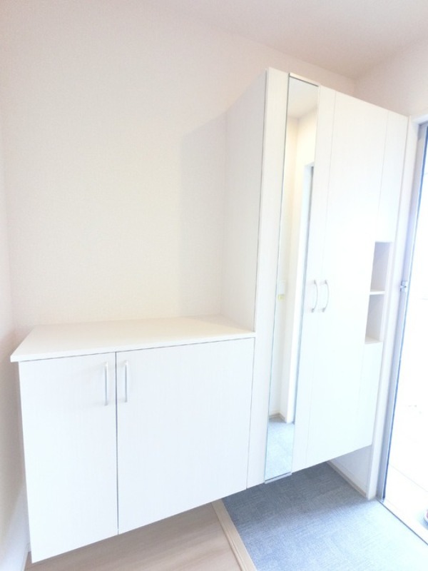 玄関　図面と現状に相違がある場合には現状を優先