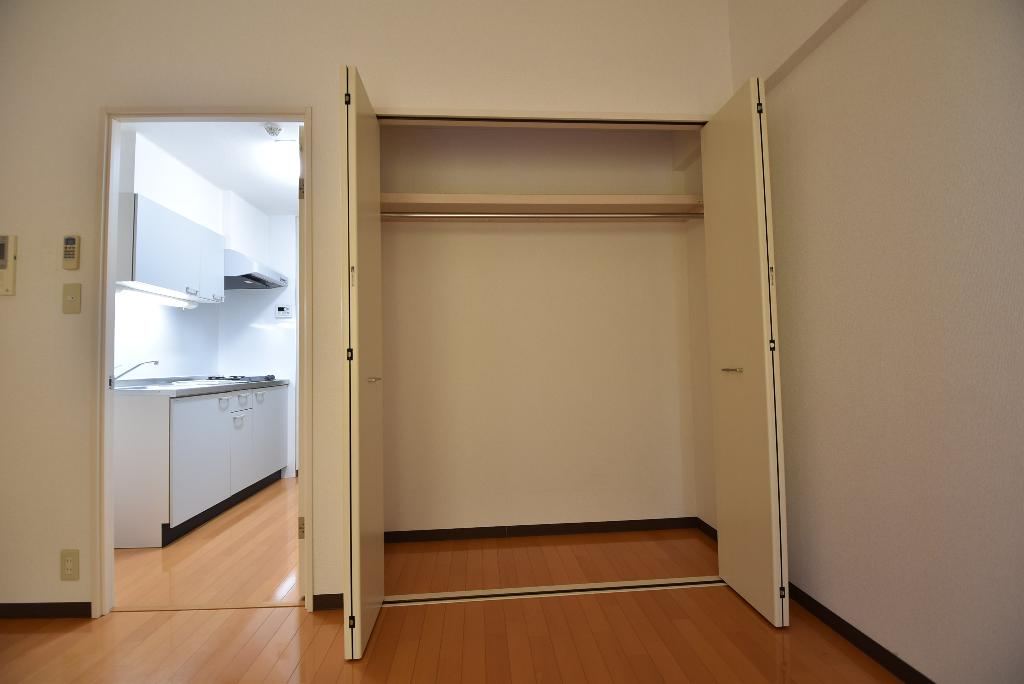 収納　クローゼット