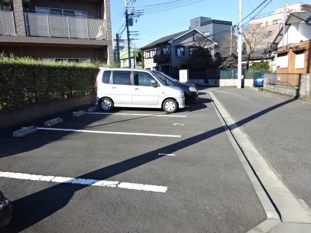 駐車場　★敷地内駐車場有り★
