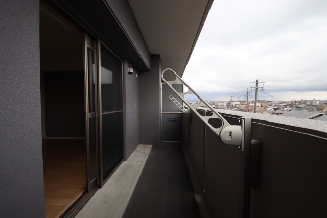 バルコニー　※別室の参考写真の為、現況優先です。