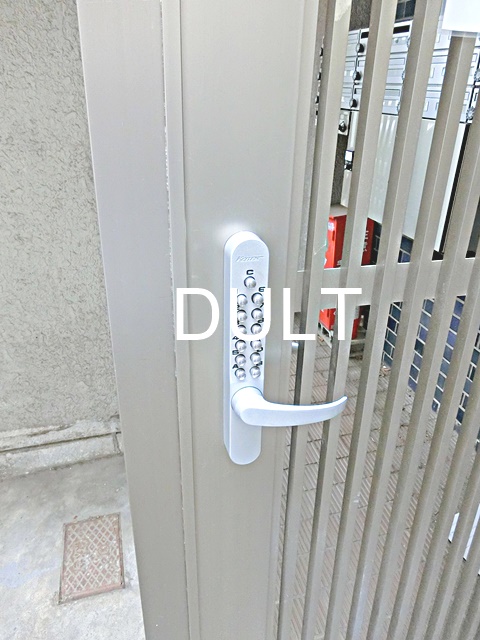 セキュリティ　オートロックです。