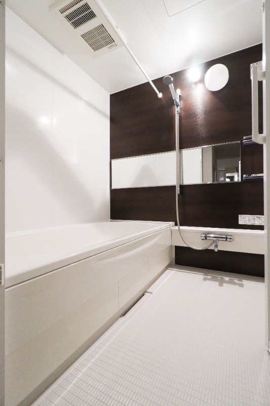 バス・シャワールーム　図面と現状に相違がある場合には現状を優先