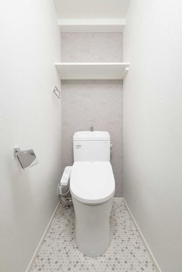 トイレ　同シリーズの参考写真です