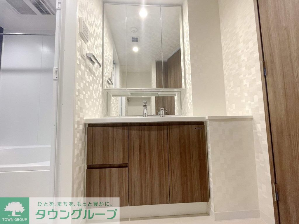 洗面設備　収納